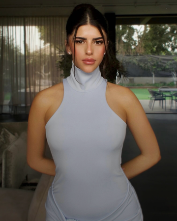 ספריי גוף לאישה